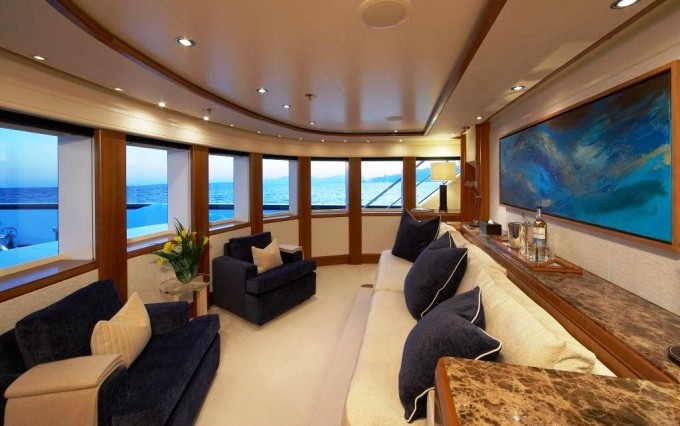 CLOUD 9  Observation Lounge